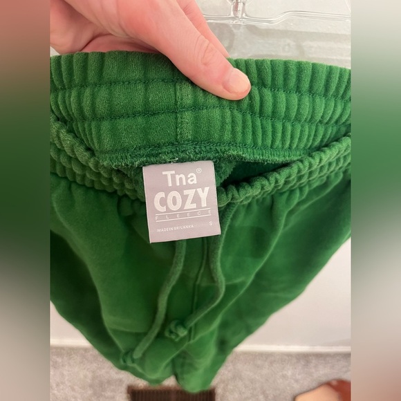 Aritzia TNA Cozy AF Sweatpant Green Small - Picture 4 of 5